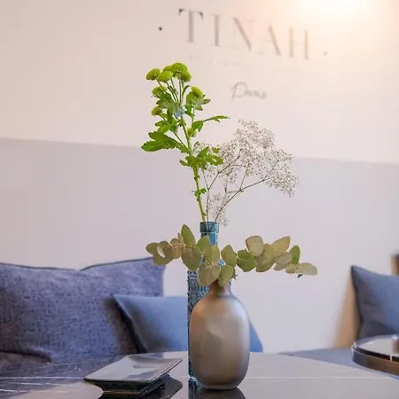 Hotel Tinah Paris, Aboukir Parigi
