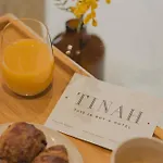 Tinah Paris, Aboukir